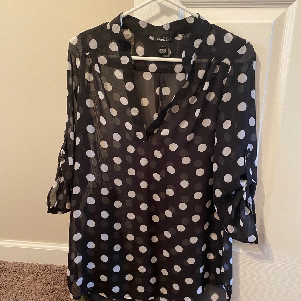 Rue 21 polka dot sheer top size medium